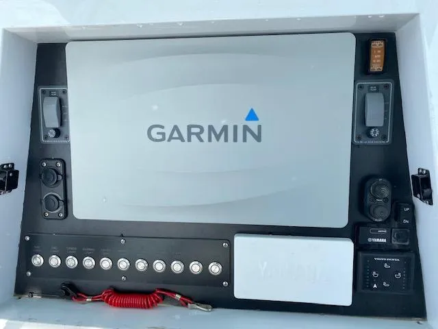 Drift Wood Yacht Photos Pics Garmin navigation system on 2017 Custom Carolina 28 CC Harrison Boatworks.