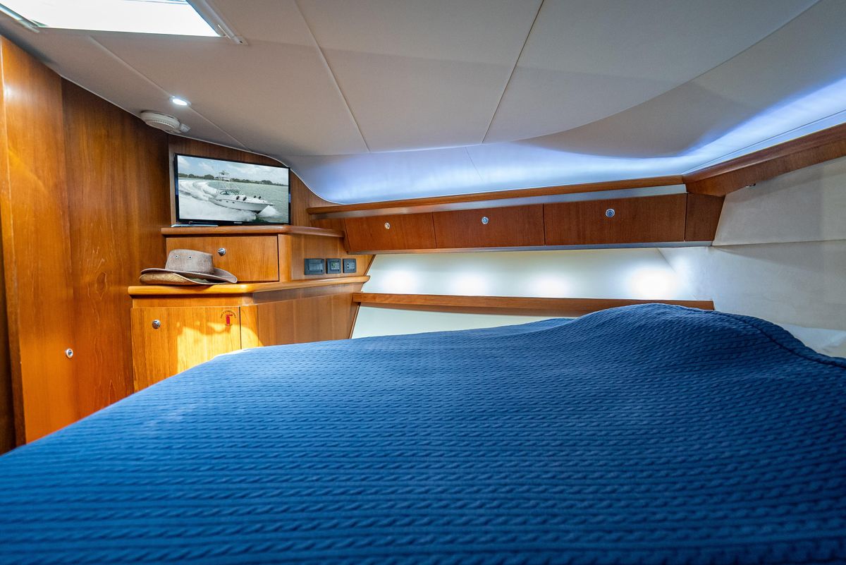 2006 Tiara Yachts 42 