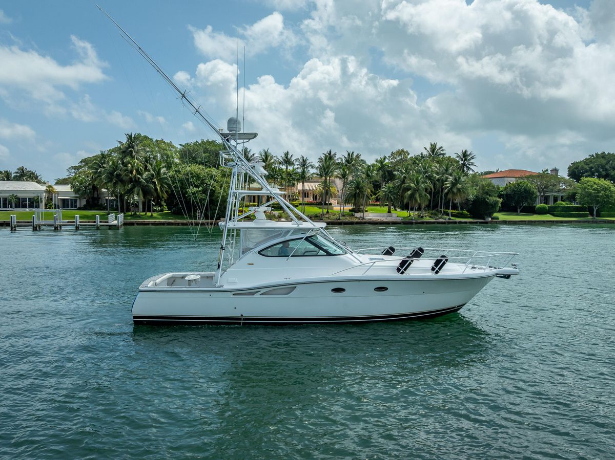 2006 Tiara Yachts 42 