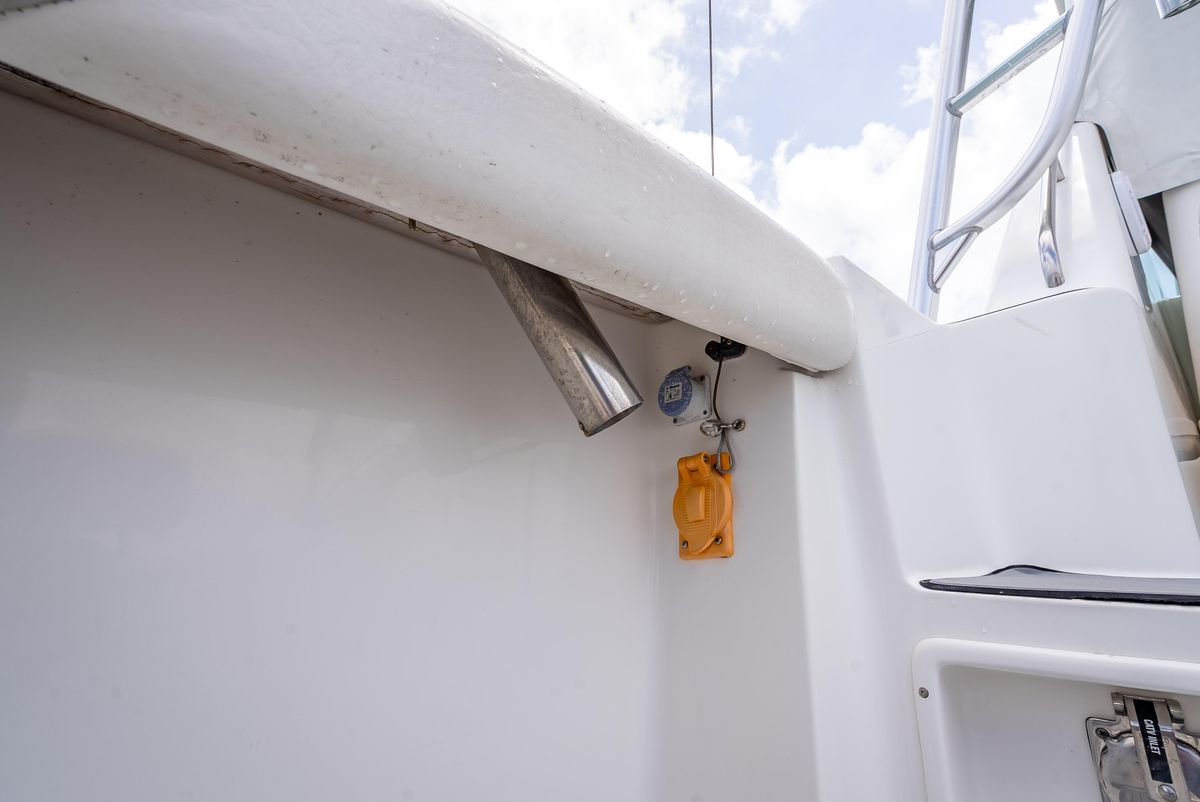 2006 Tiara Yachts 42 