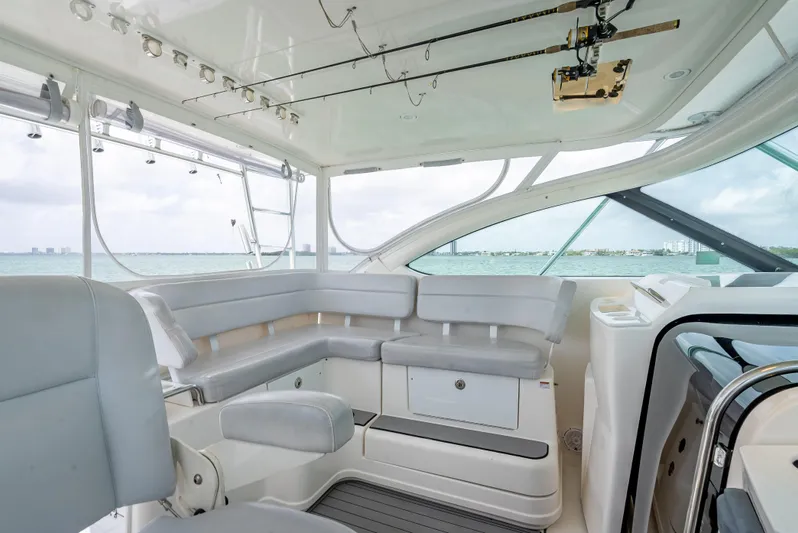 Drill Time Yacht Photos Pics 2006 Tiara Yachts 4200 Open interior with spacious seating and ocean view.
