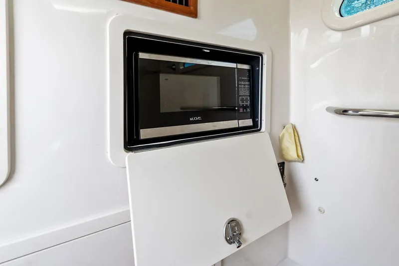 Knot For Long Yacht Photos Pics 2022 Grady-White 336 Canyon - Microwave