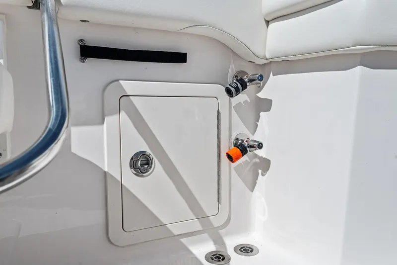 Knot For Long Yacht Photos Pics 2022 Grady-White 336 Canyon - Freshwater