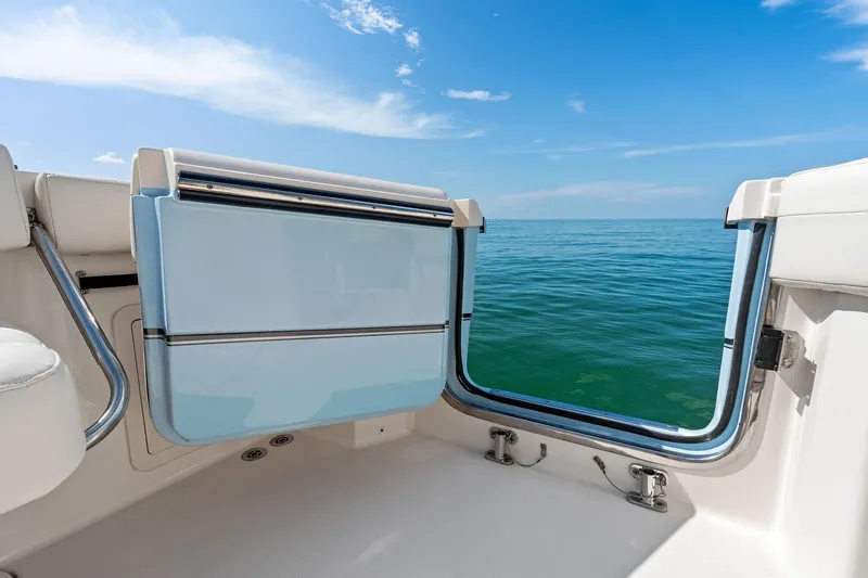 Knot For Long Yacht Photos Pics 2022 Grady-White 336 Canyon - Transom Door