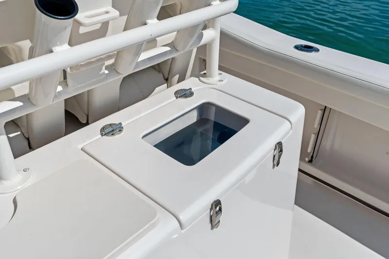 Knot For Long Yacht Photos Pics 2022 Grady-White 336 Canyon - Livewell