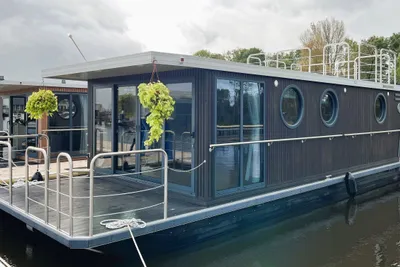2025 Nordic Season NS 40 Eco 36m2 Houseboat