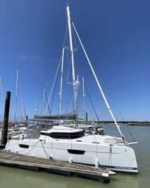 2021 Fountaine Pajot Saona 47