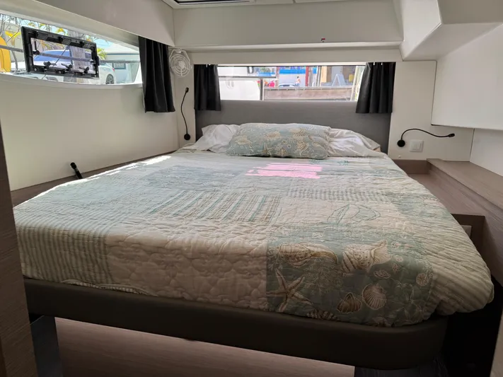 Long Ranger Yacht Photos Pics 