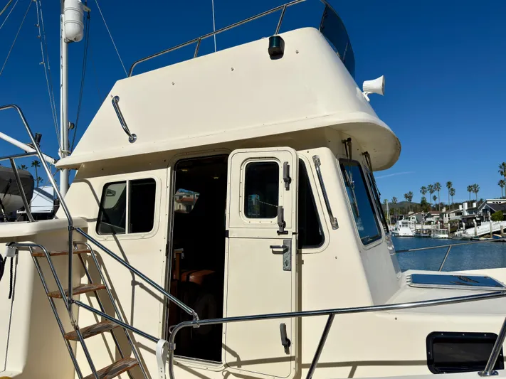 Proud Mary Yacht Photos Pics 