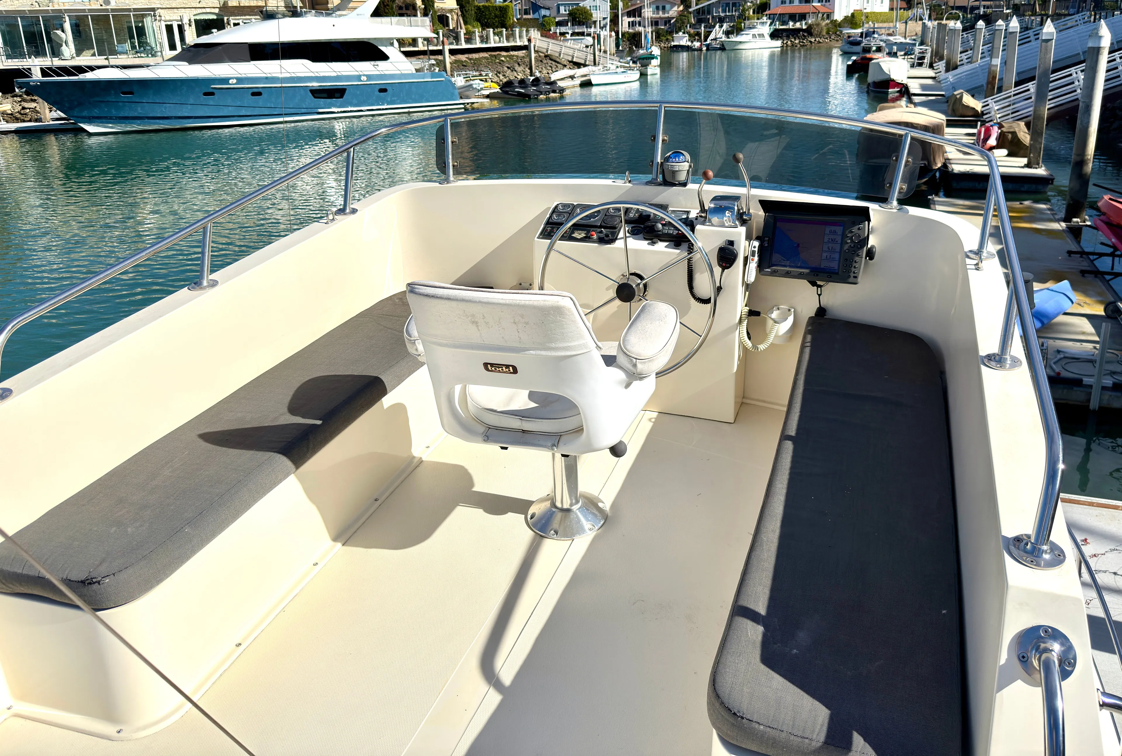 Proud Mary Yacht Photos Pics 