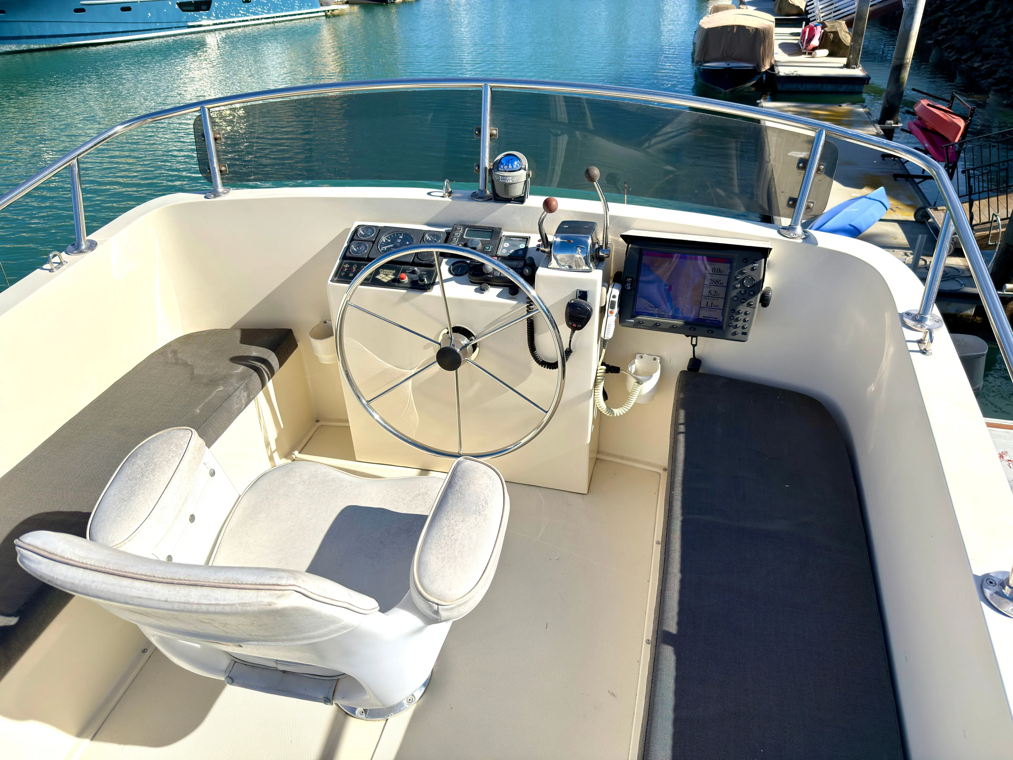 Proud Mary Yacht Photos Pics 