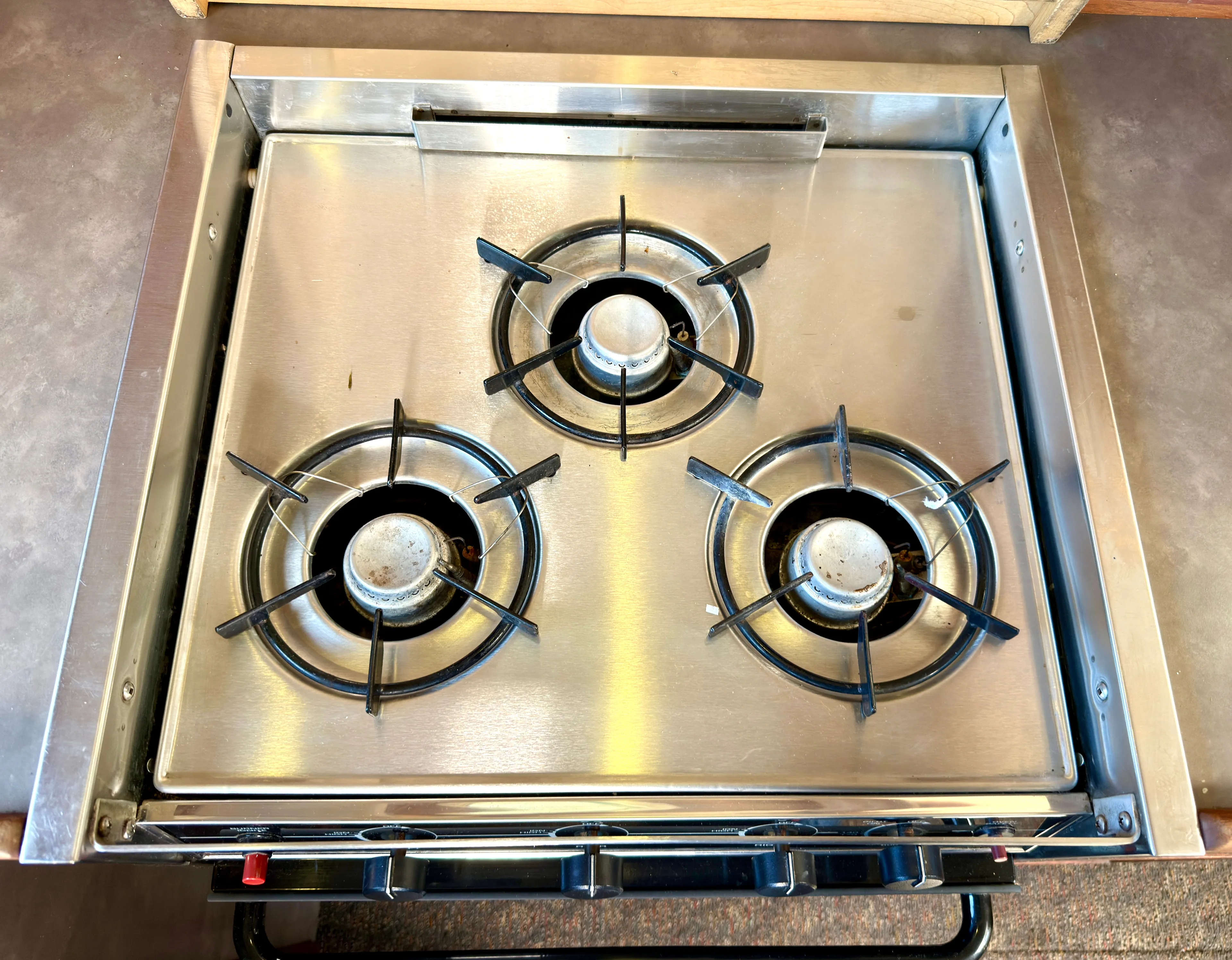 Proud Mary Yacht Photos Pics 