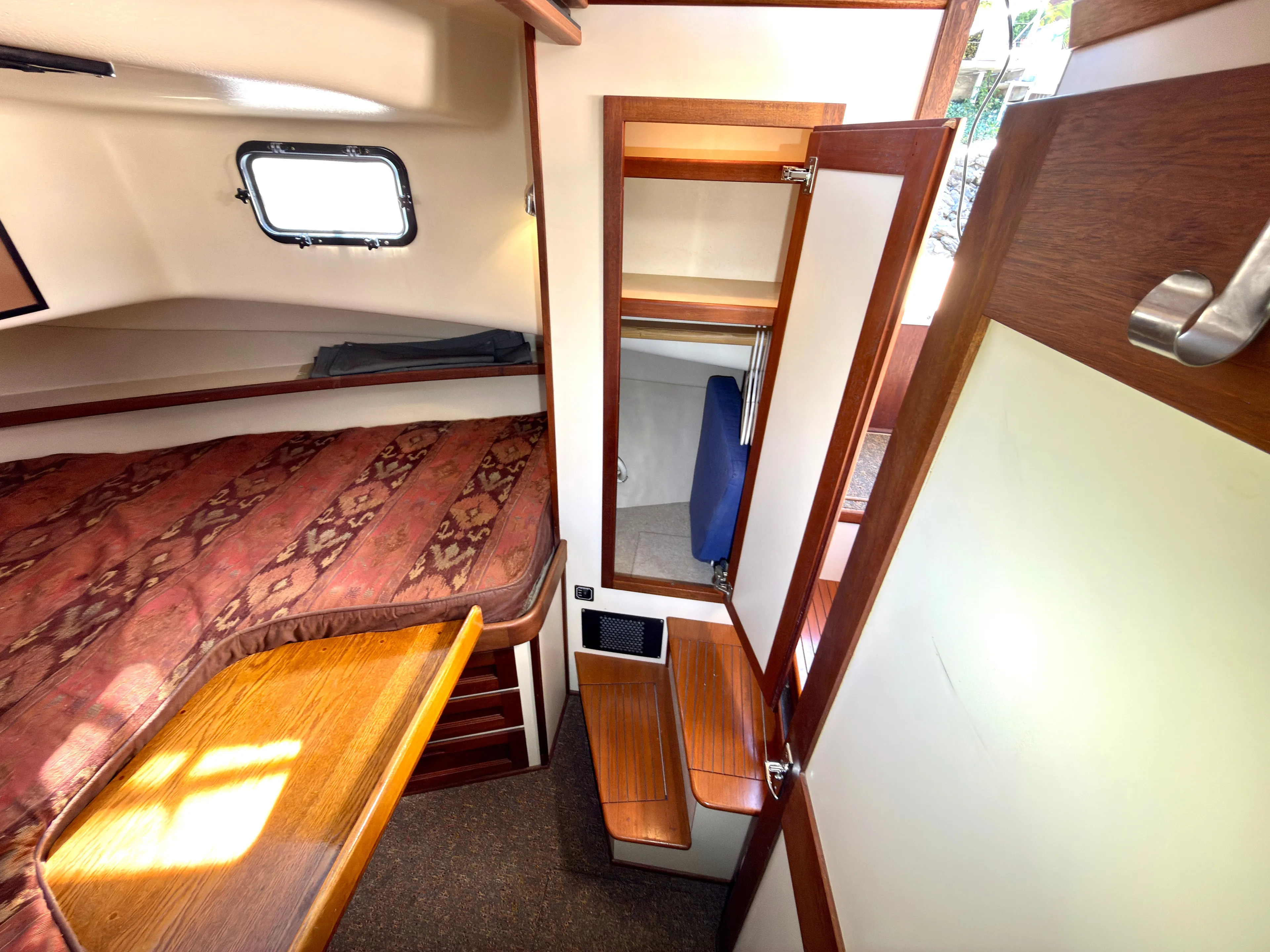 Proud Mary Yacht Photos Pics 