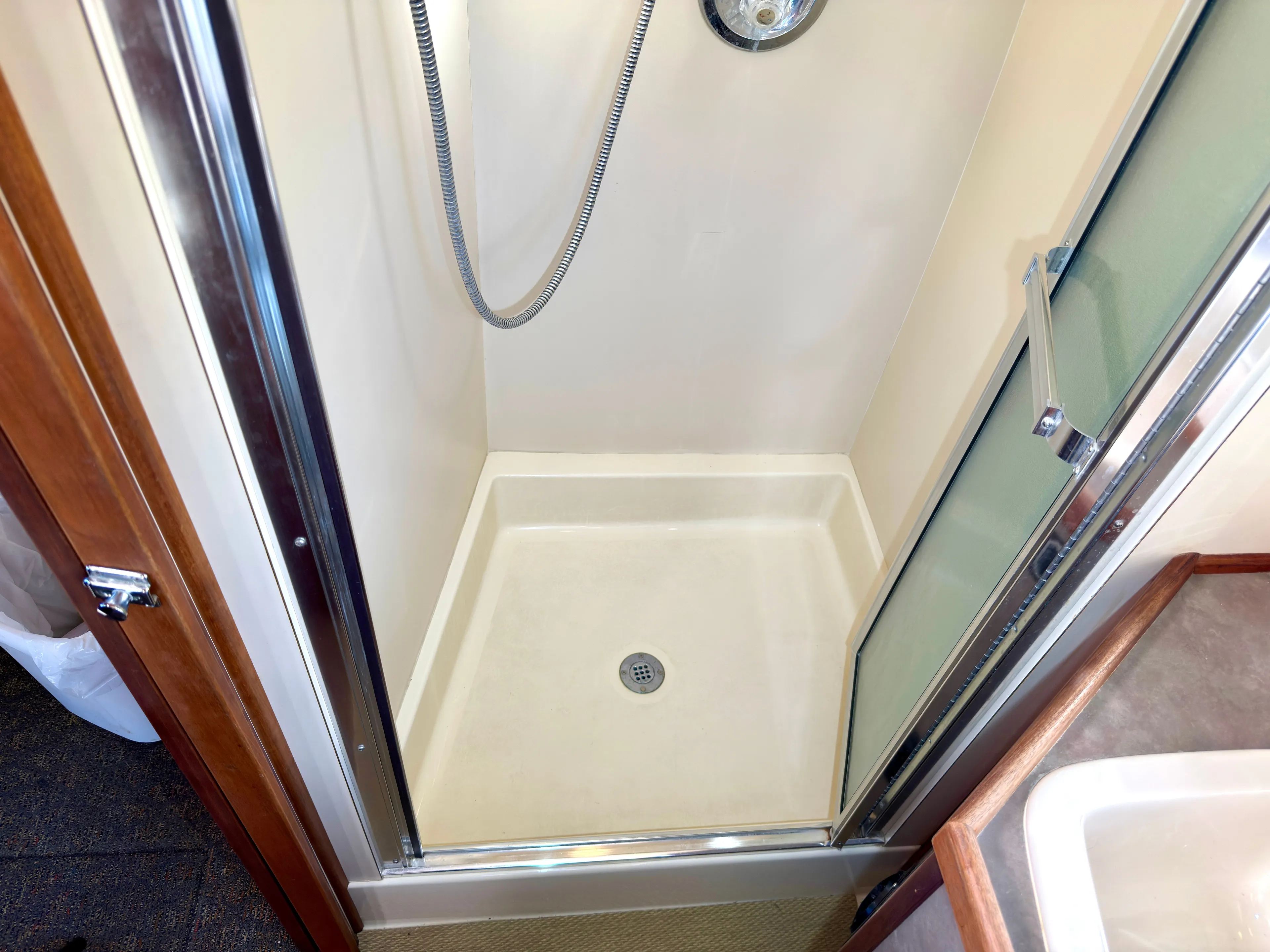 Proud Mary Yacht Photos Pics 