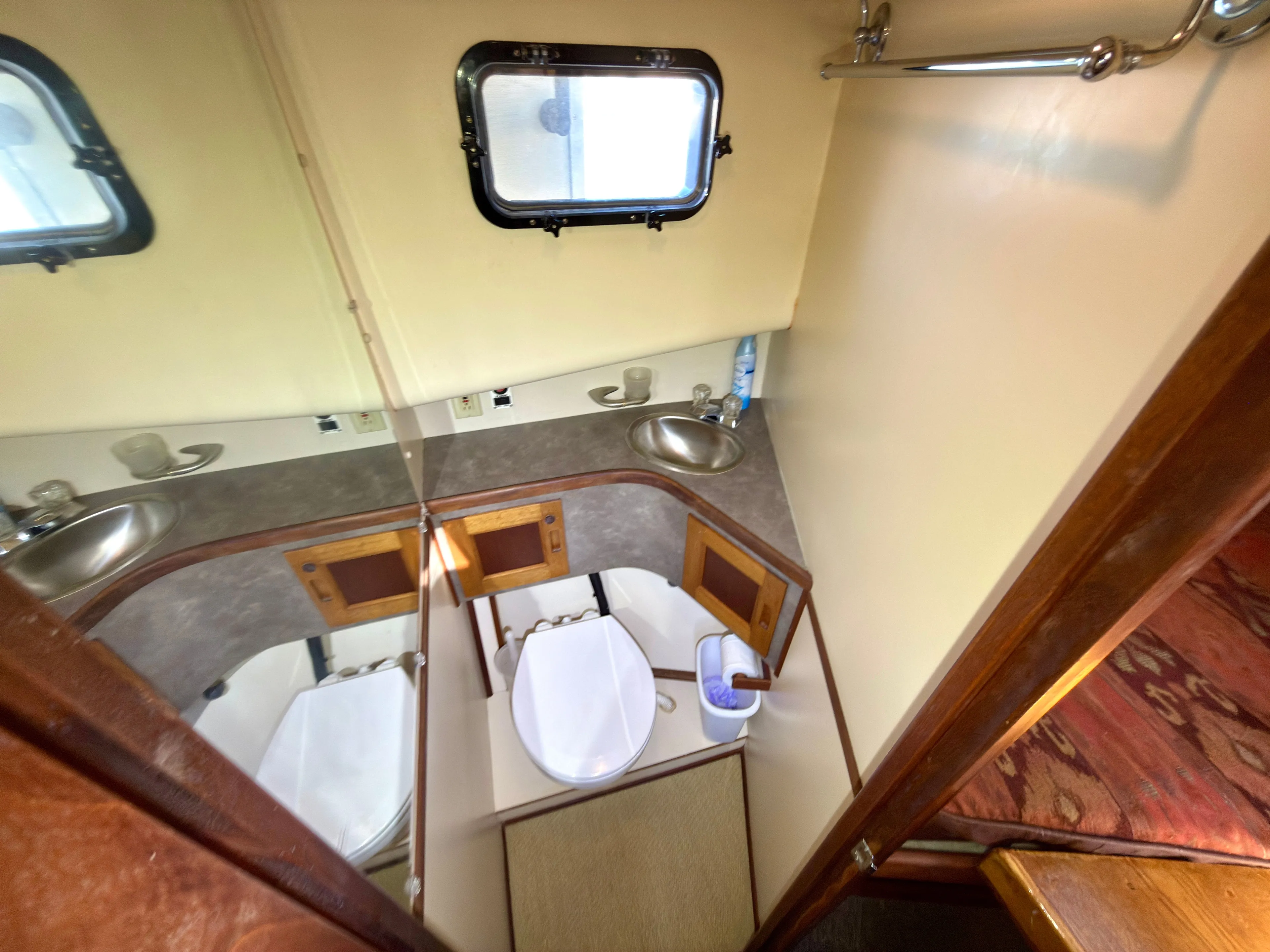 Proud Mary Yacht Photos Pics 