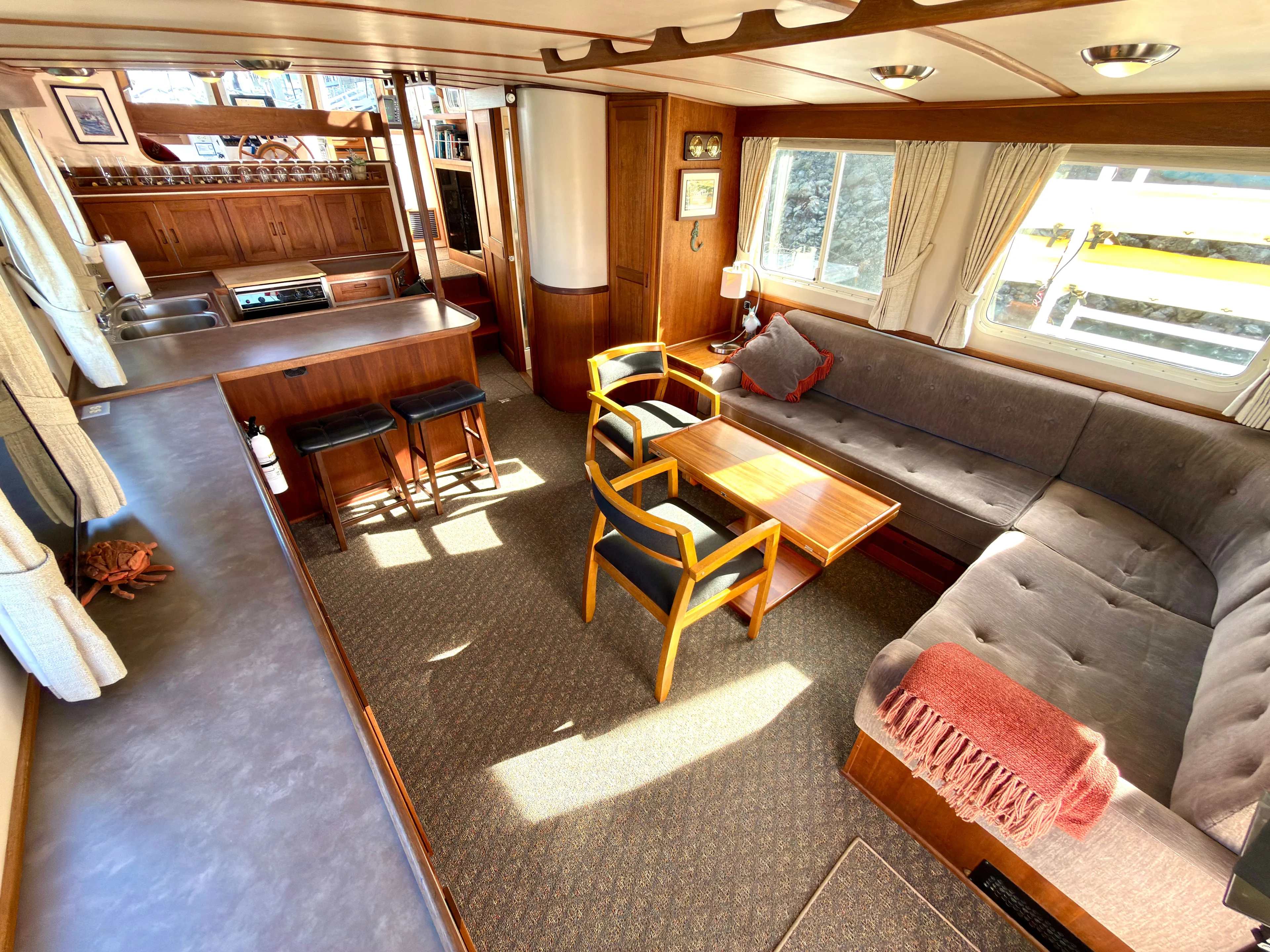 Proud Mary Yacht Photos Pics 