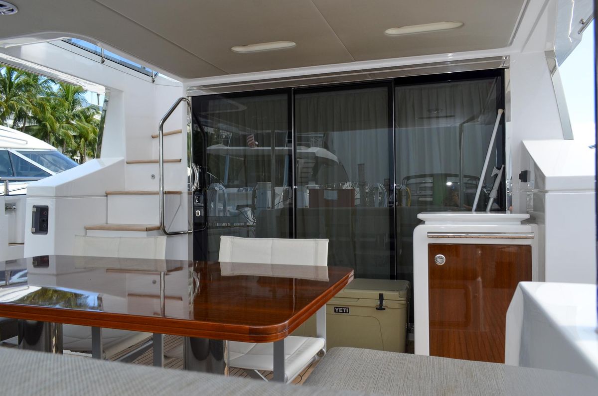 2018 Azimut 66 