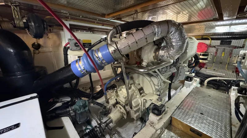 Johnson & Johnson Yacht Photos Pics Engine Room