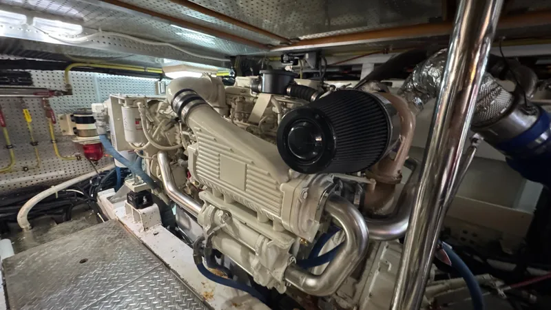 Johnson & Johnson Yacht Photos Pics Engine Room