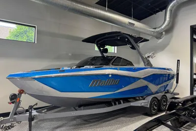 Malibu Wakesetter 25 LSV