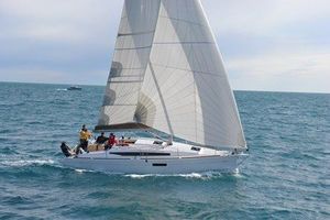 Jeanneau 349