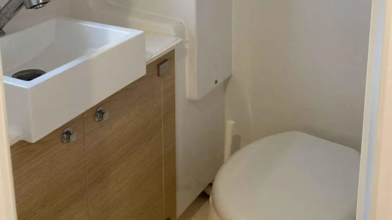  Yacht Photos Pics Compact bathroom in a 2019 Bali 4.1 model.
