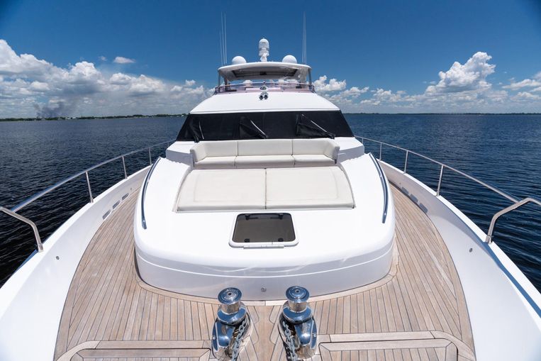 2011-85-princess-85-motor-yacht