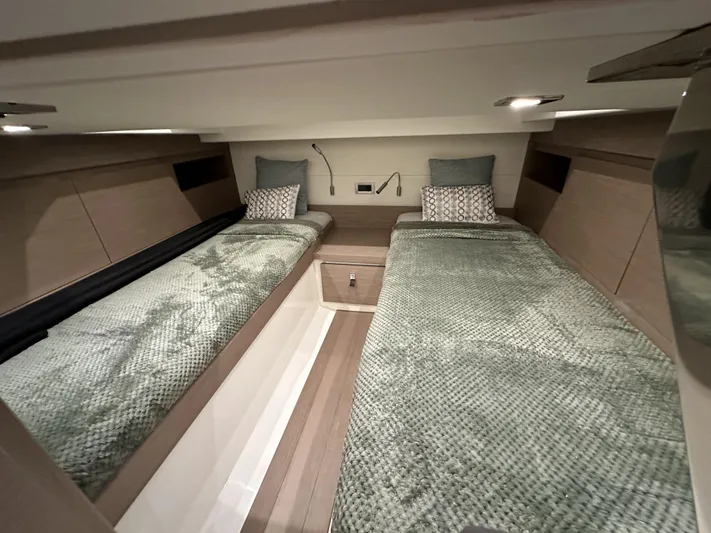 Pardo 38 Yacht Photos Pics Pardo 38