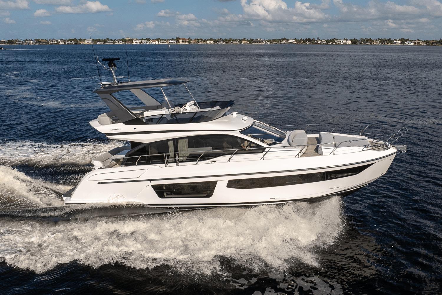 Azimut Fly 53