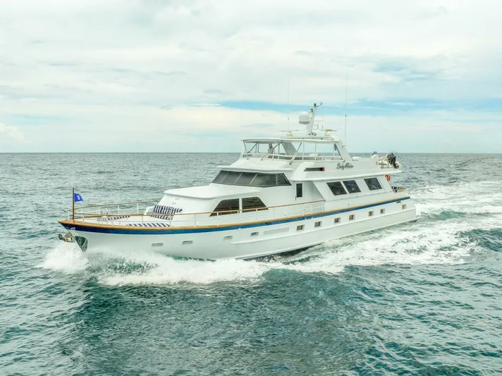 Lady Helen Yacht Photos Pics 