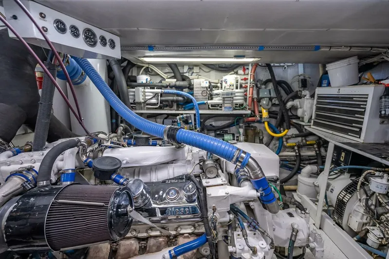 Lady Helen Yacht Photos Pics 