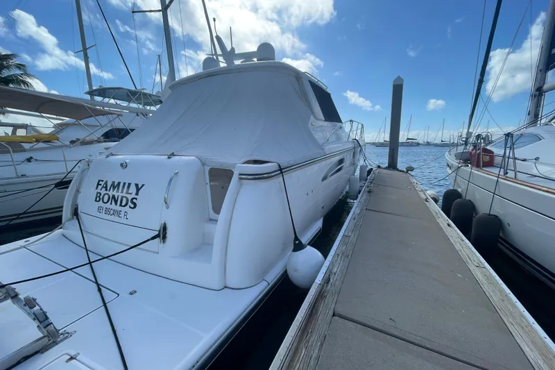 Family Bonds Yacht Photos Pics 