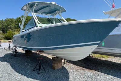Cobia 240 DC