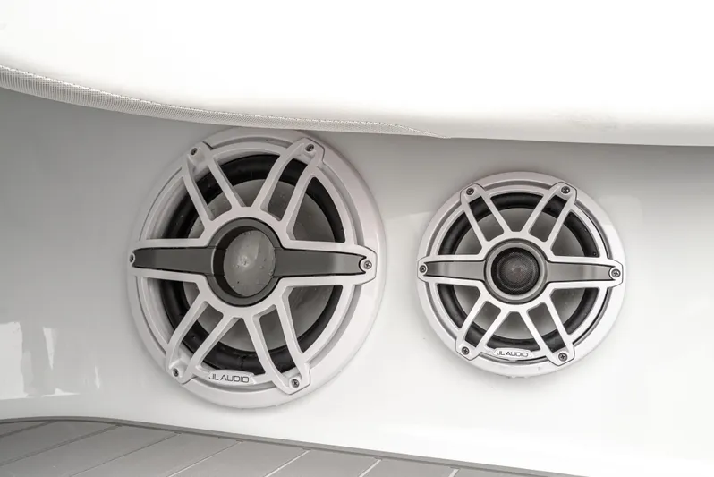  Yacht Photos Pics Speakers on a 2024 Freeman 47 boat, featuring JL Audio marine sound system.