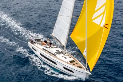 2025 Dufour 41