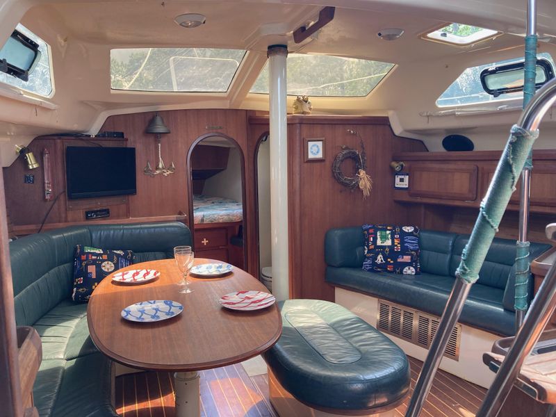 1995 Hunter Passage 42