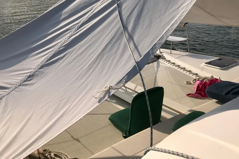 Delphi Yacht Photos Pics 