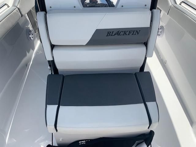 2019 Blackfin 272