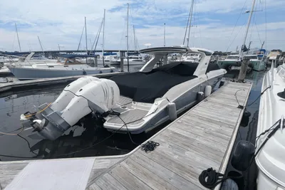 Sea Ray 350 SLX