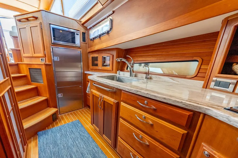 Endurance Yacht Photos Pics 