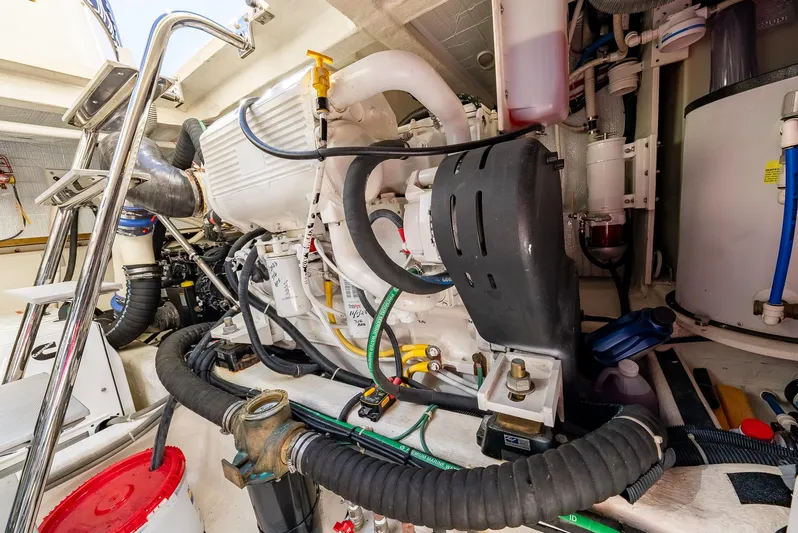 Endurance Yacht Photos Pics 