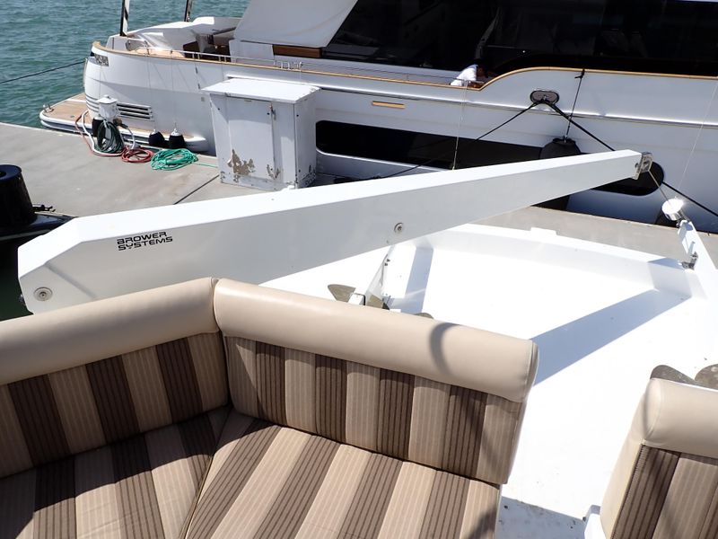2008 Navigator Classic 48