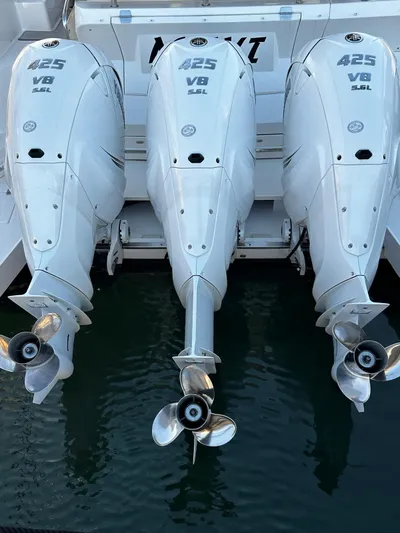  Yacht Photos Pics Triple 425 V8 outboard engines on 2022 Regal 42 XO boat.