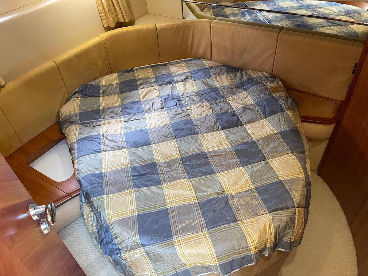2005 Azimut 48 