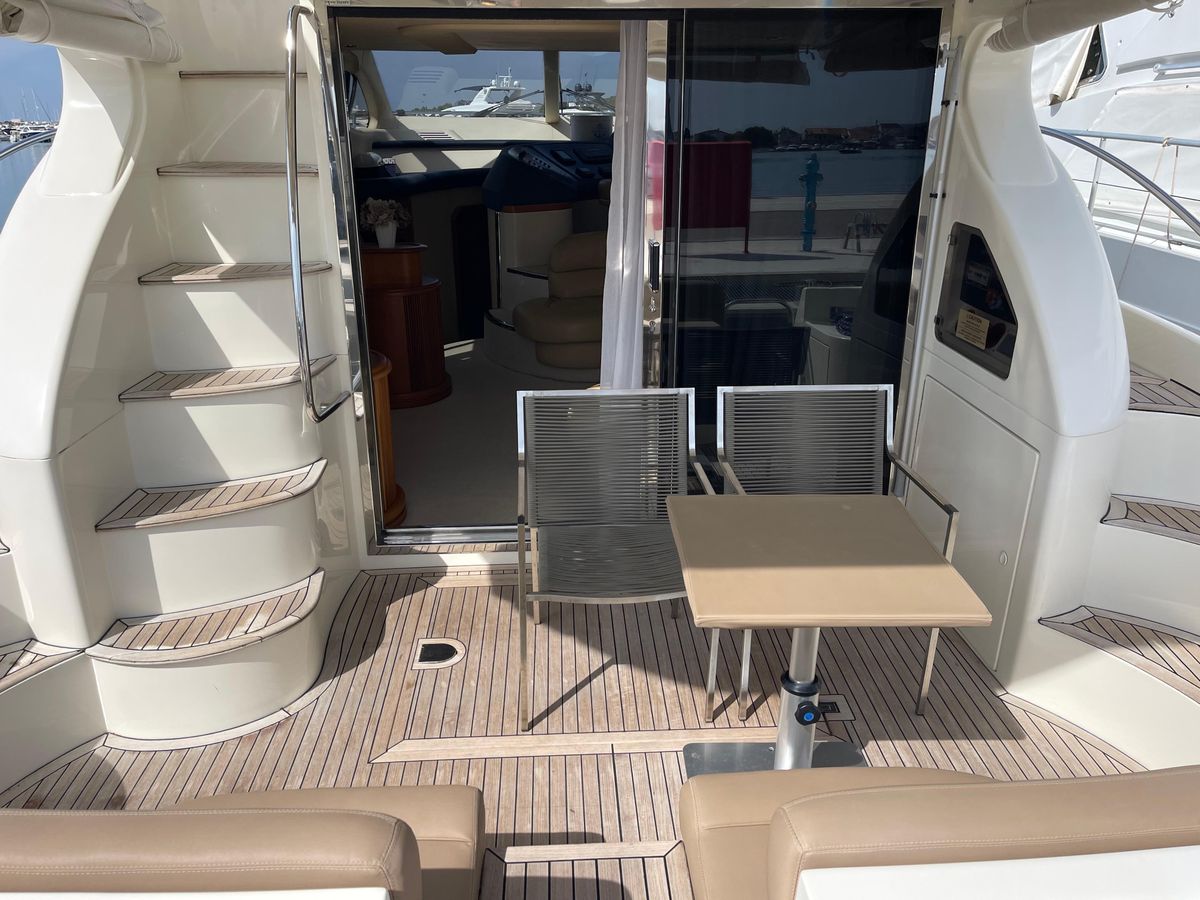 2005 Azimut 48 