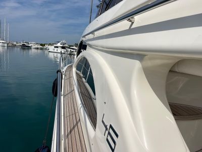 Yacht