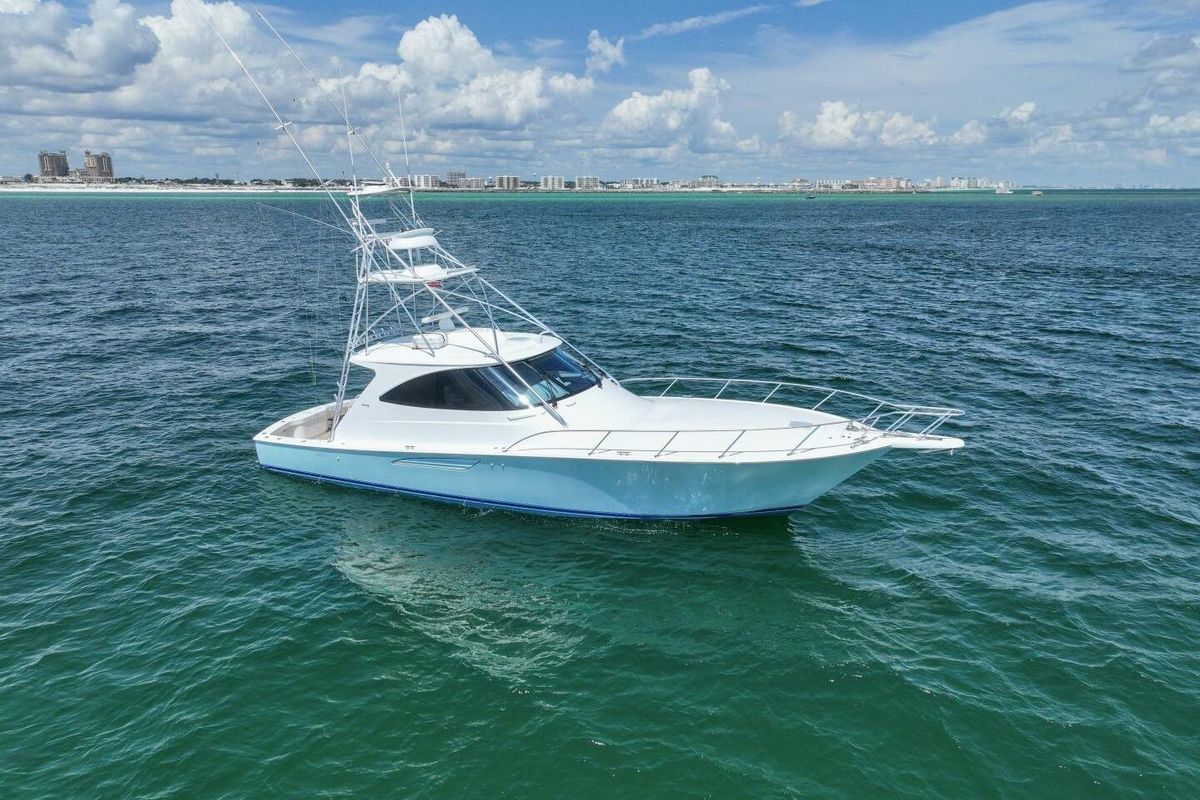 2016 Viking 52 