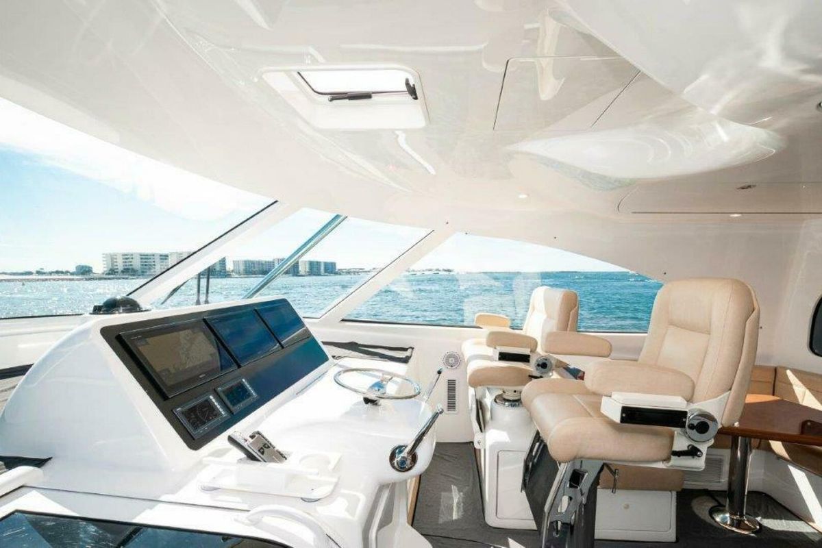 2016 Viking 52 