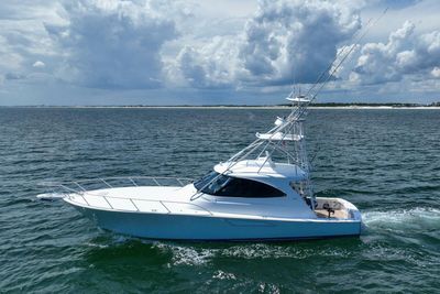 Yacht