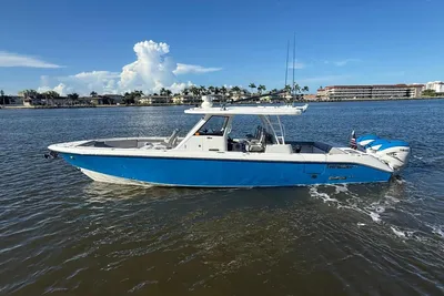 Everglades 395 Center Console